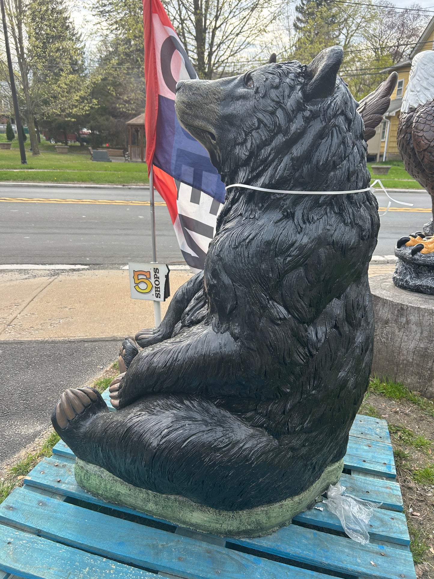 X-Large Sitting Bear