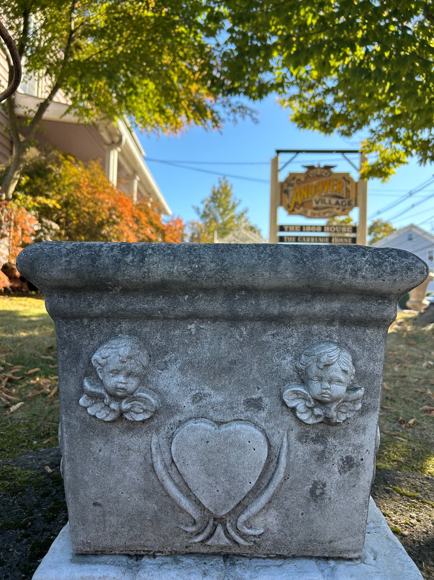 Cupid Square Planter