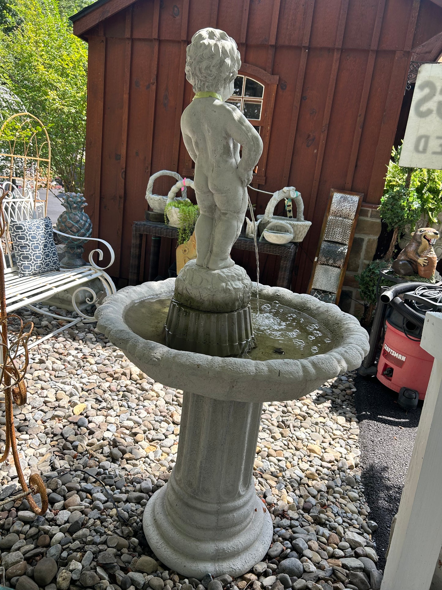Manneken Pis Fountain