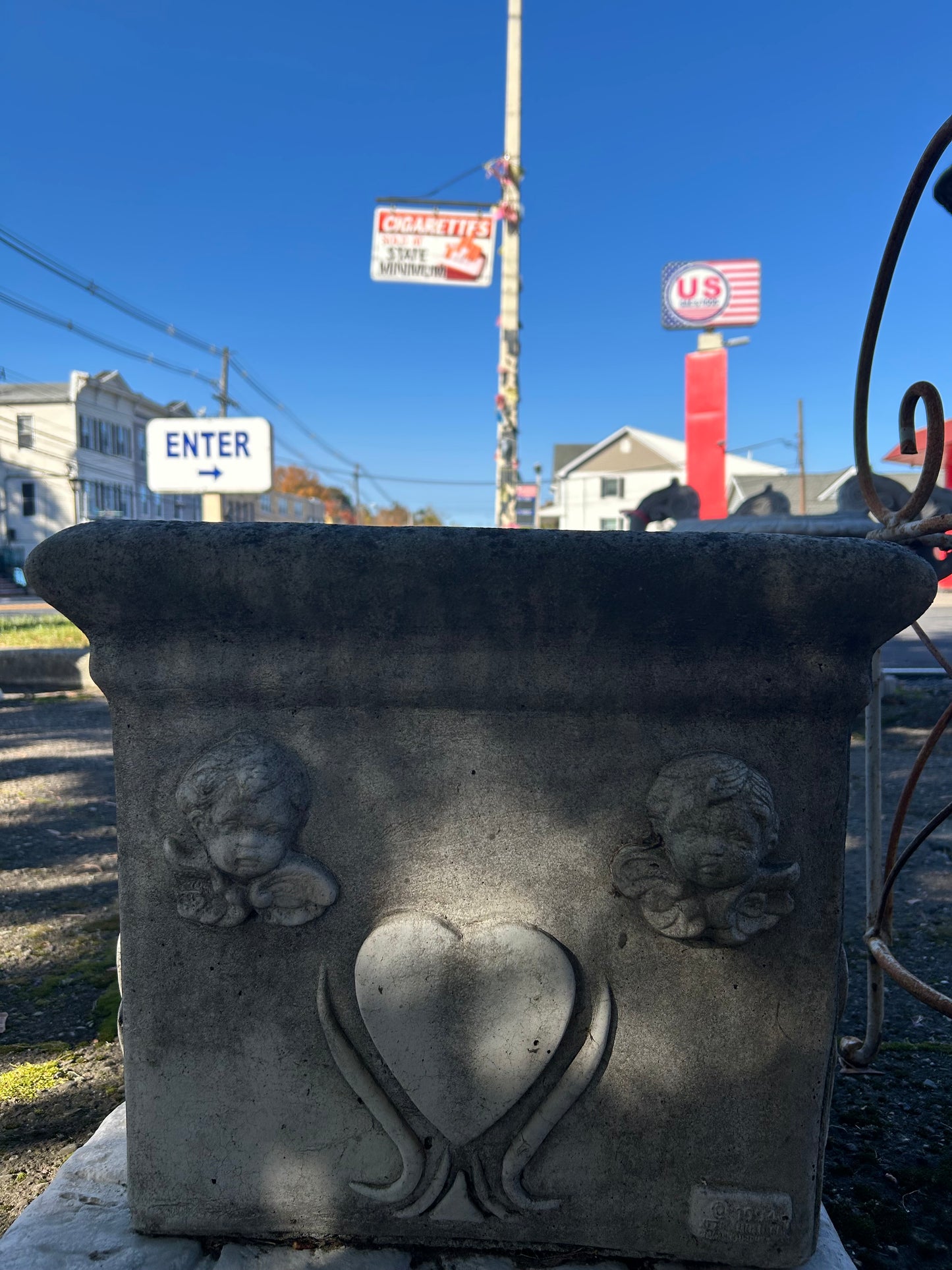 Cupid Square Planter