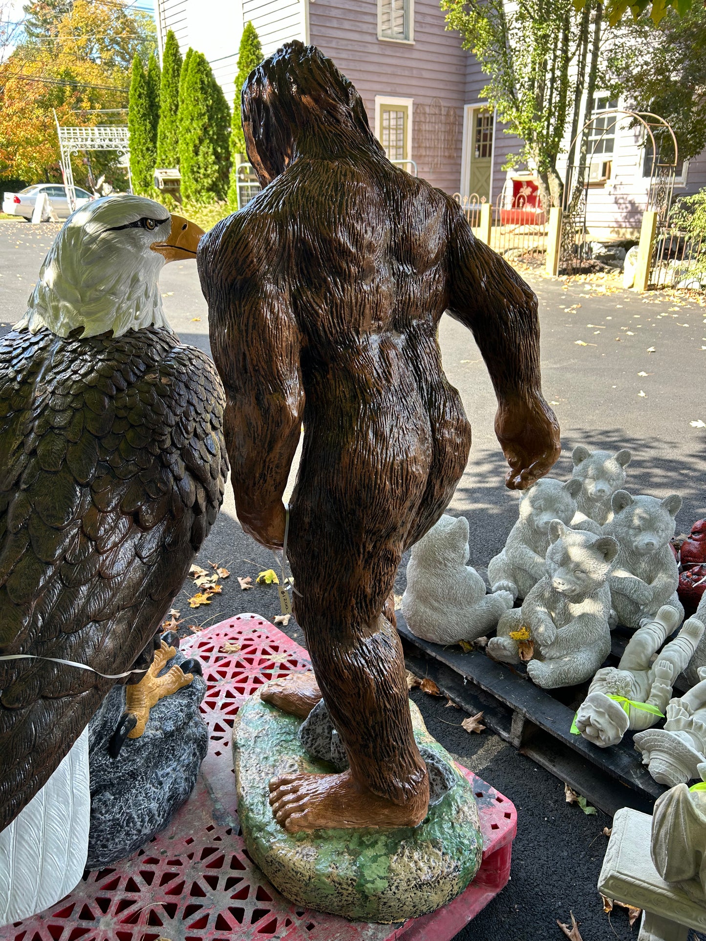 Large Bigfoot 4ft Tall Statue