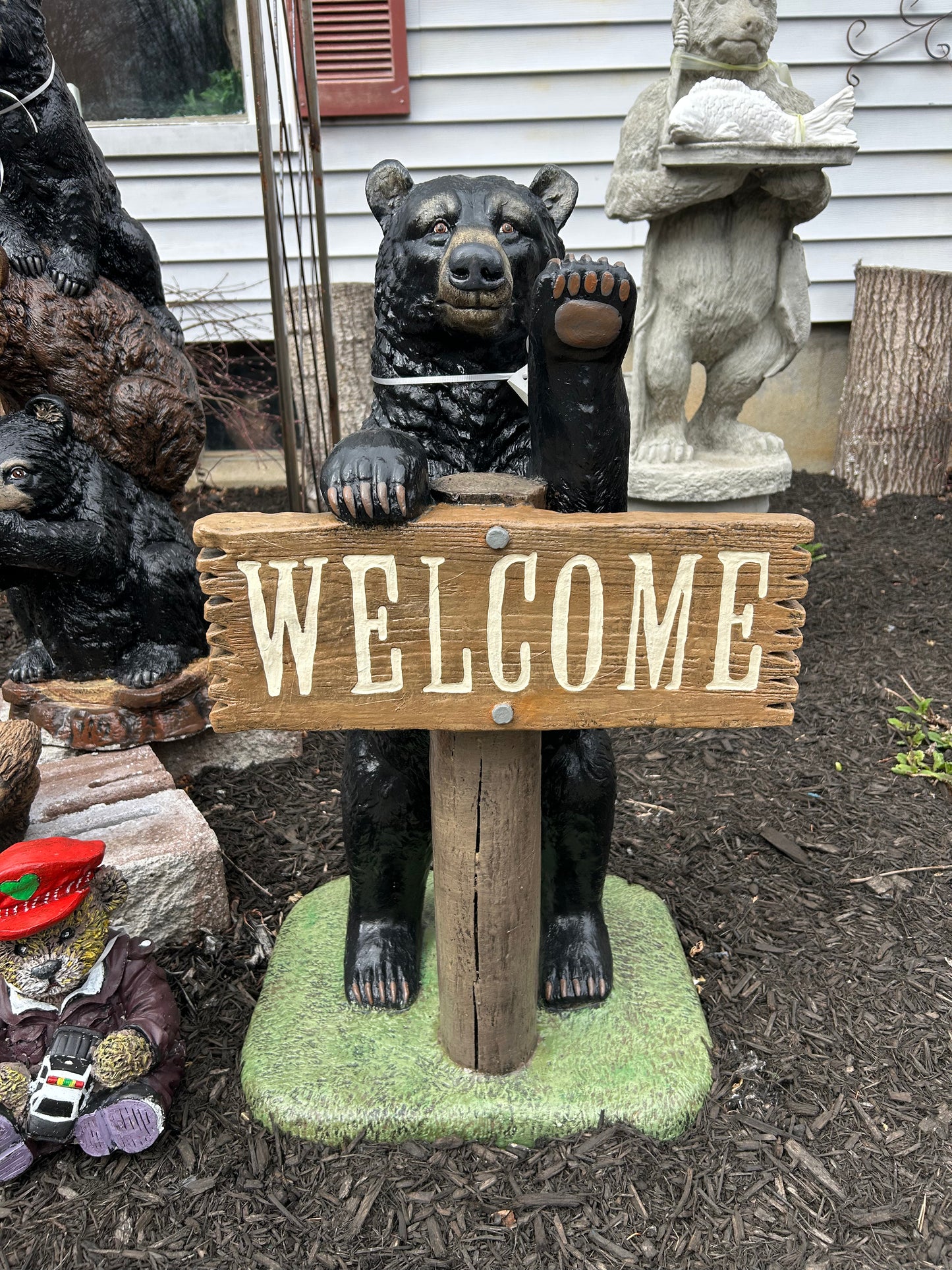 Bear w/ Welcome Sign Statue