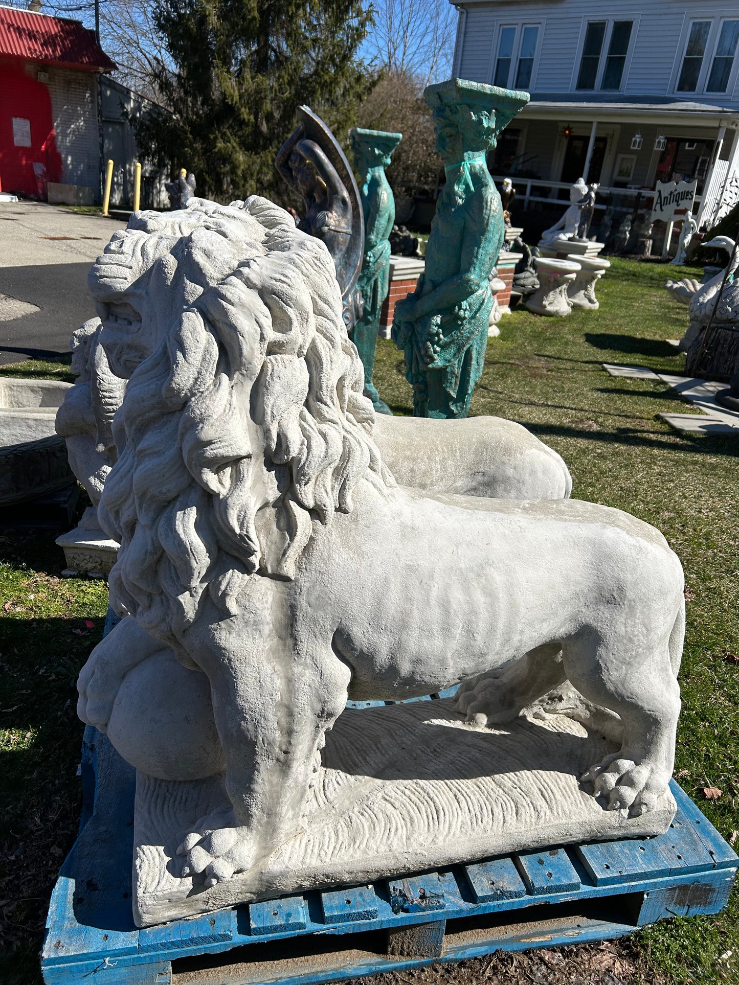 Extra Large Lions with Ball Pair (Right/Left)