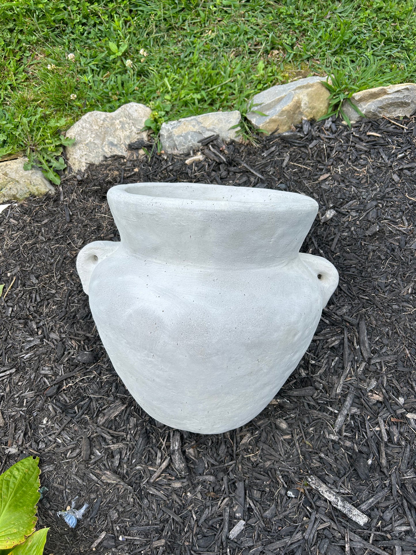 Tilted Urn