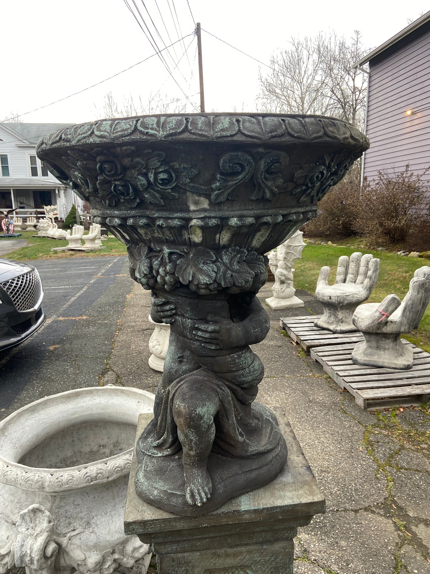 Cherub Planter (Right)