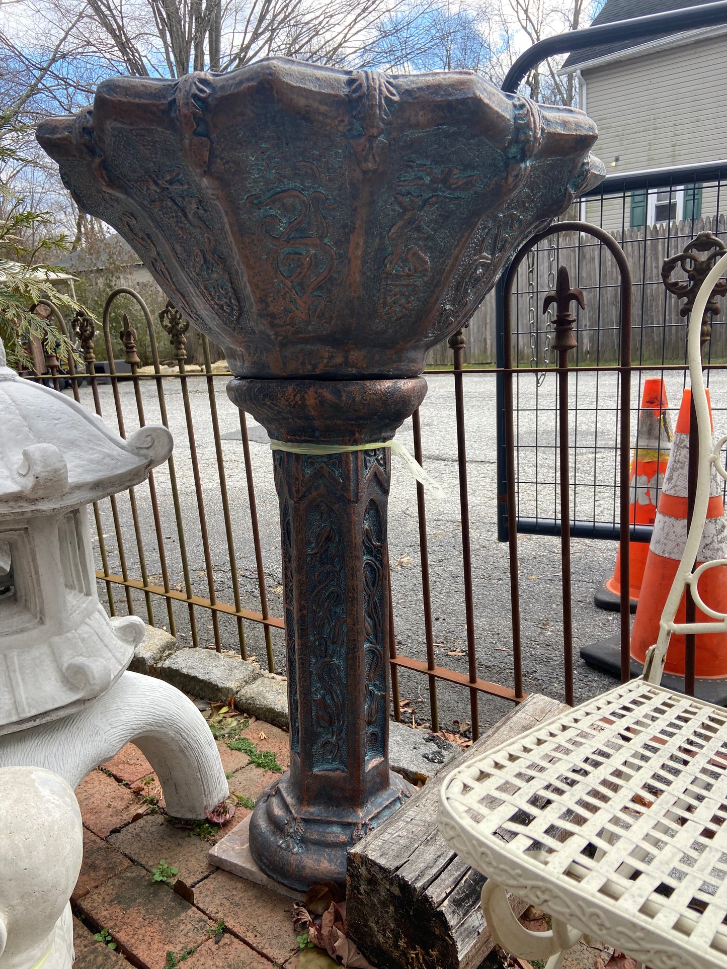 2 Piece Gothic Planter