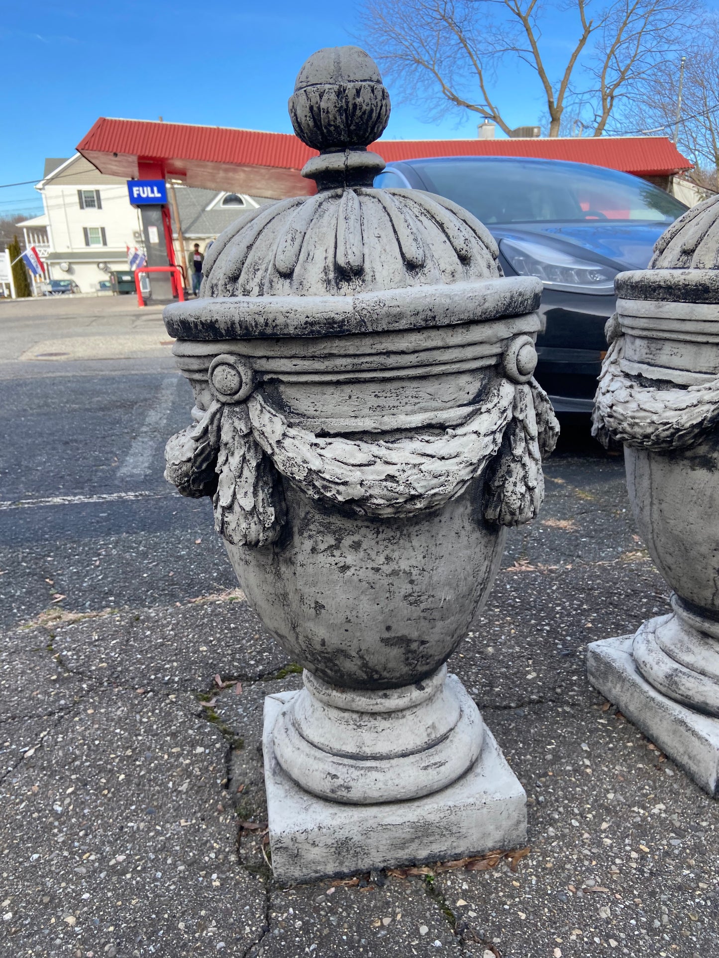 2-Piece Estate Planter