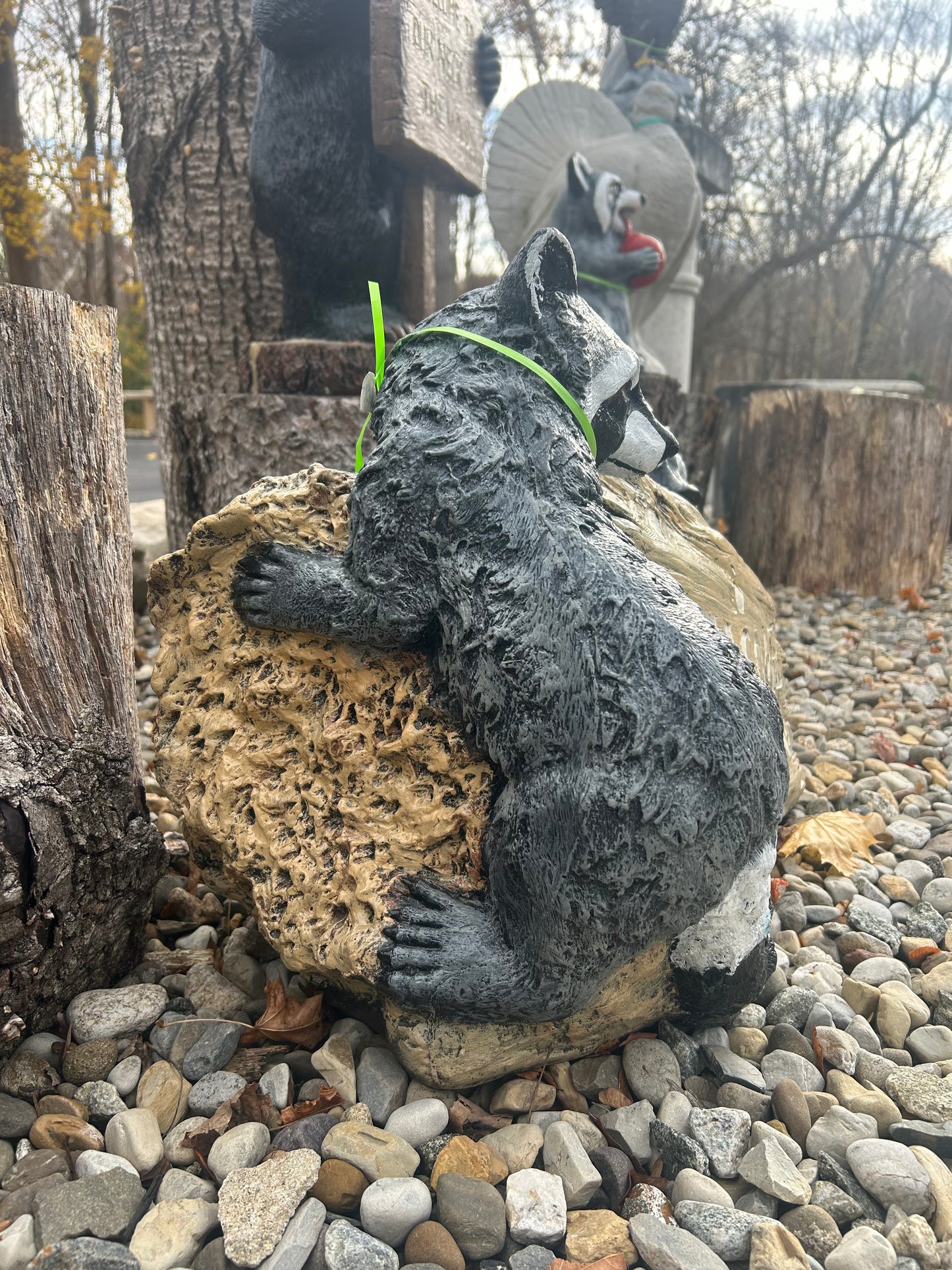 The 3 Raccoon’s Welcome Statue
