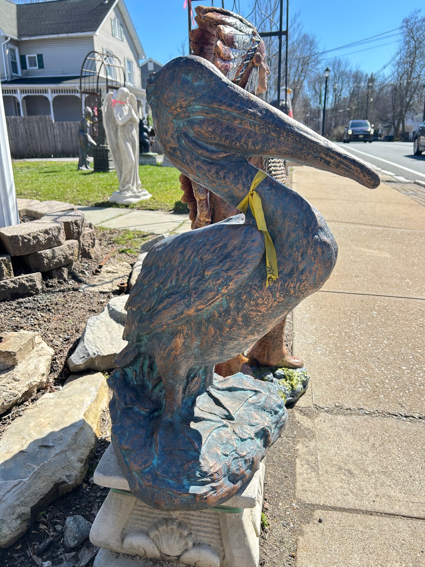 Gus (pelican)