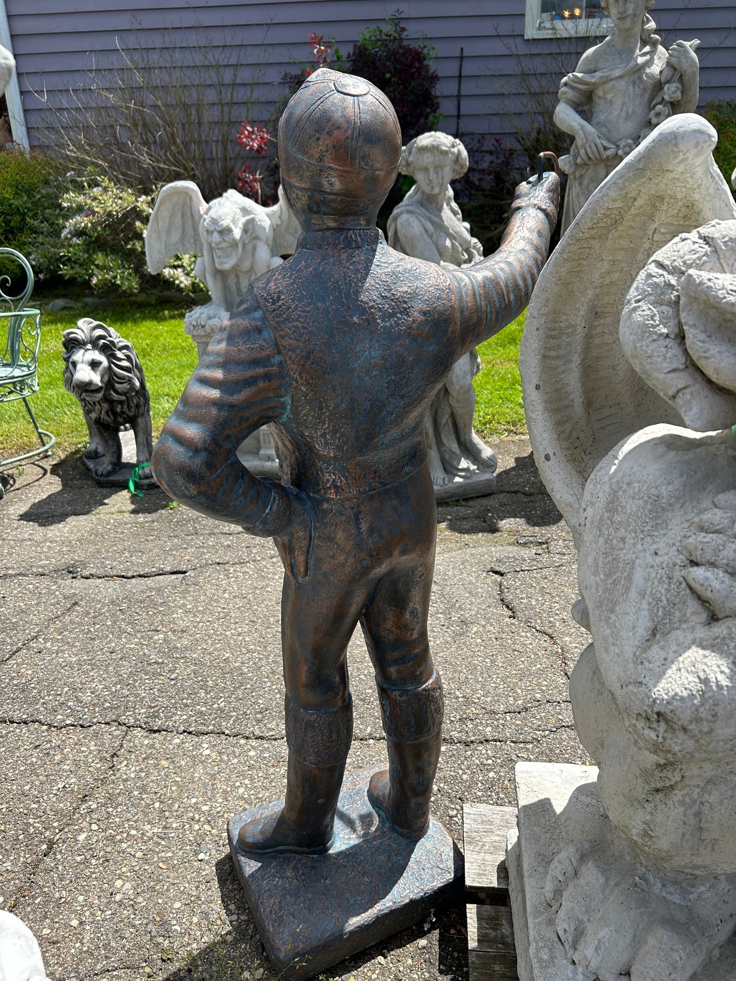 Large Jockey