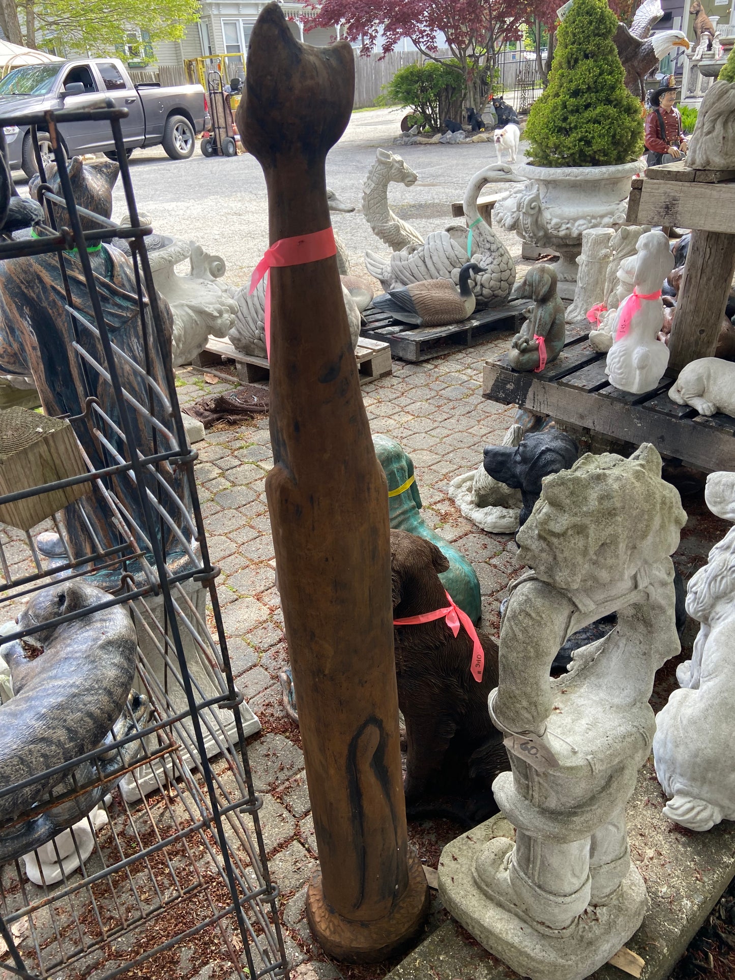 Alley Cat Statue