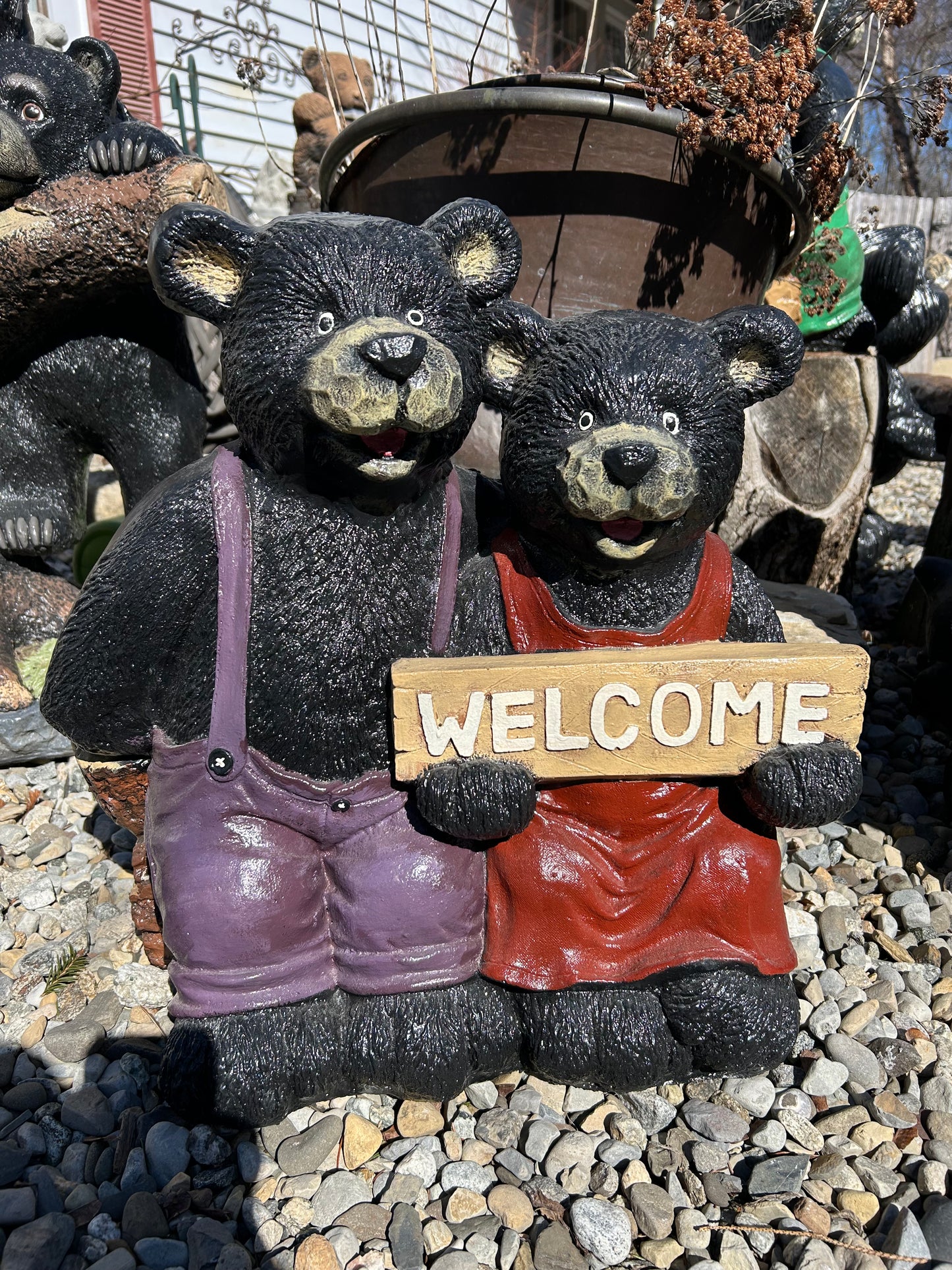 Mom & Pop Welcome Bears