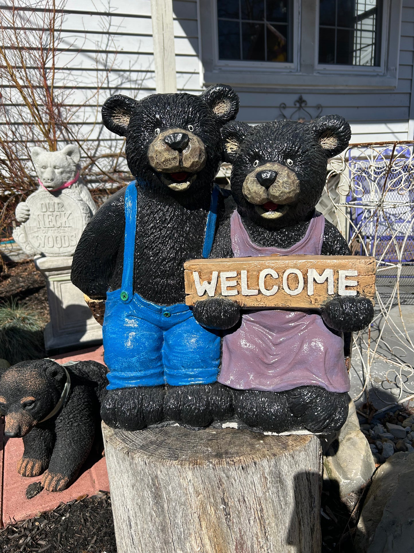 Mom & Pop Welcome Bears