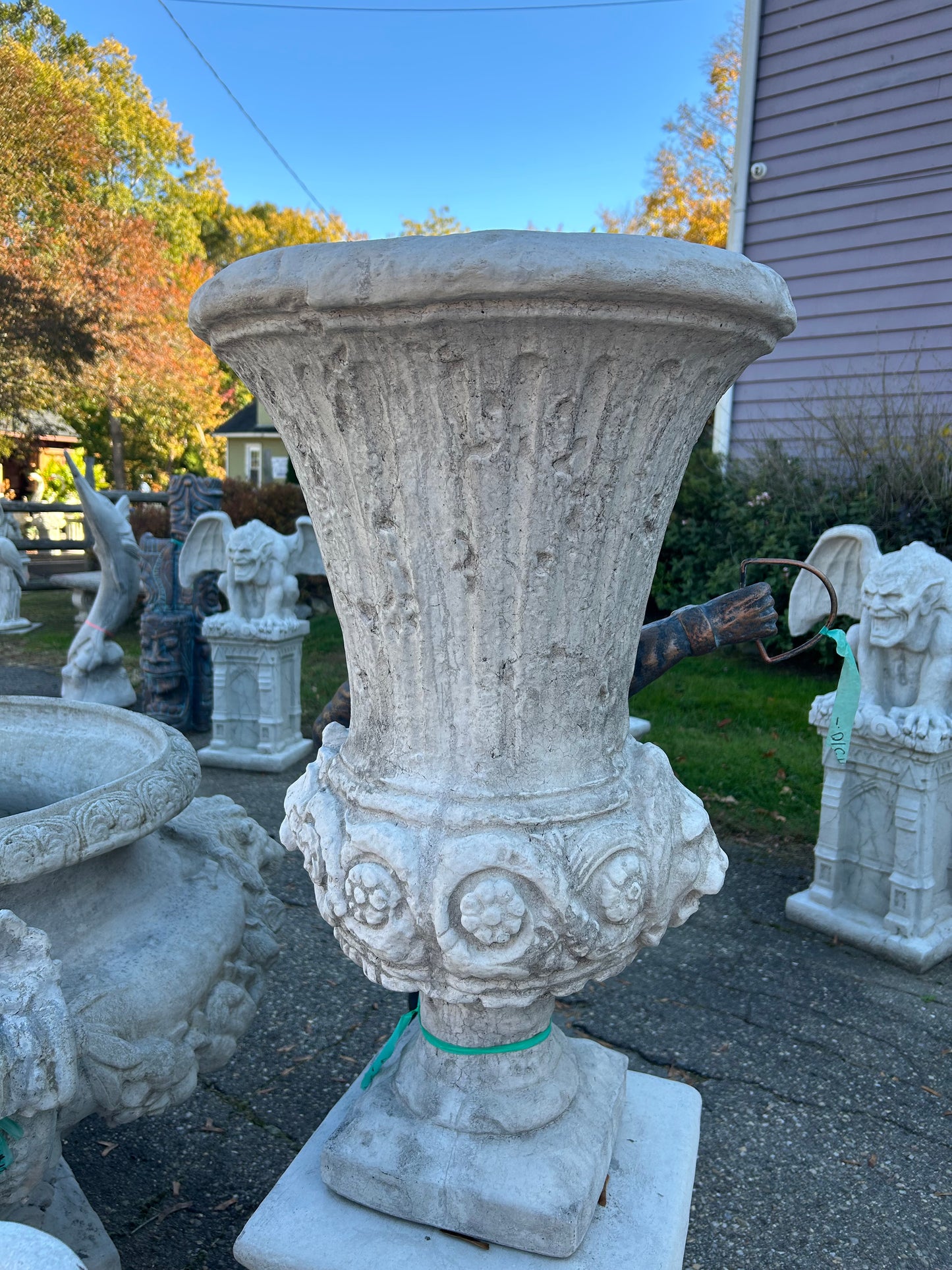 Medium Lion Planter