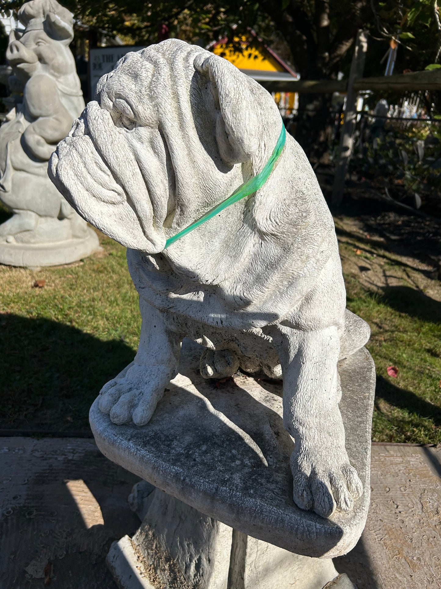 Large Sitting Bulldog