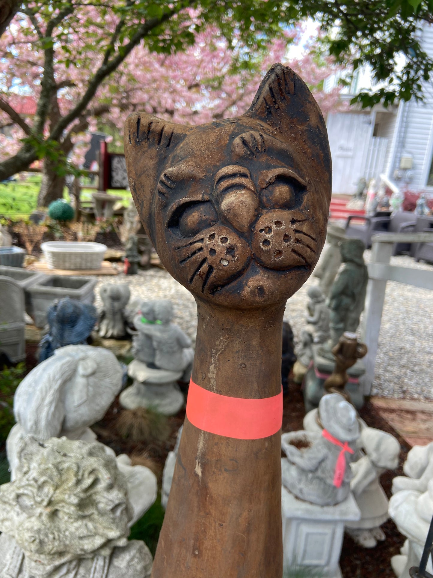 Alley Cat Statue