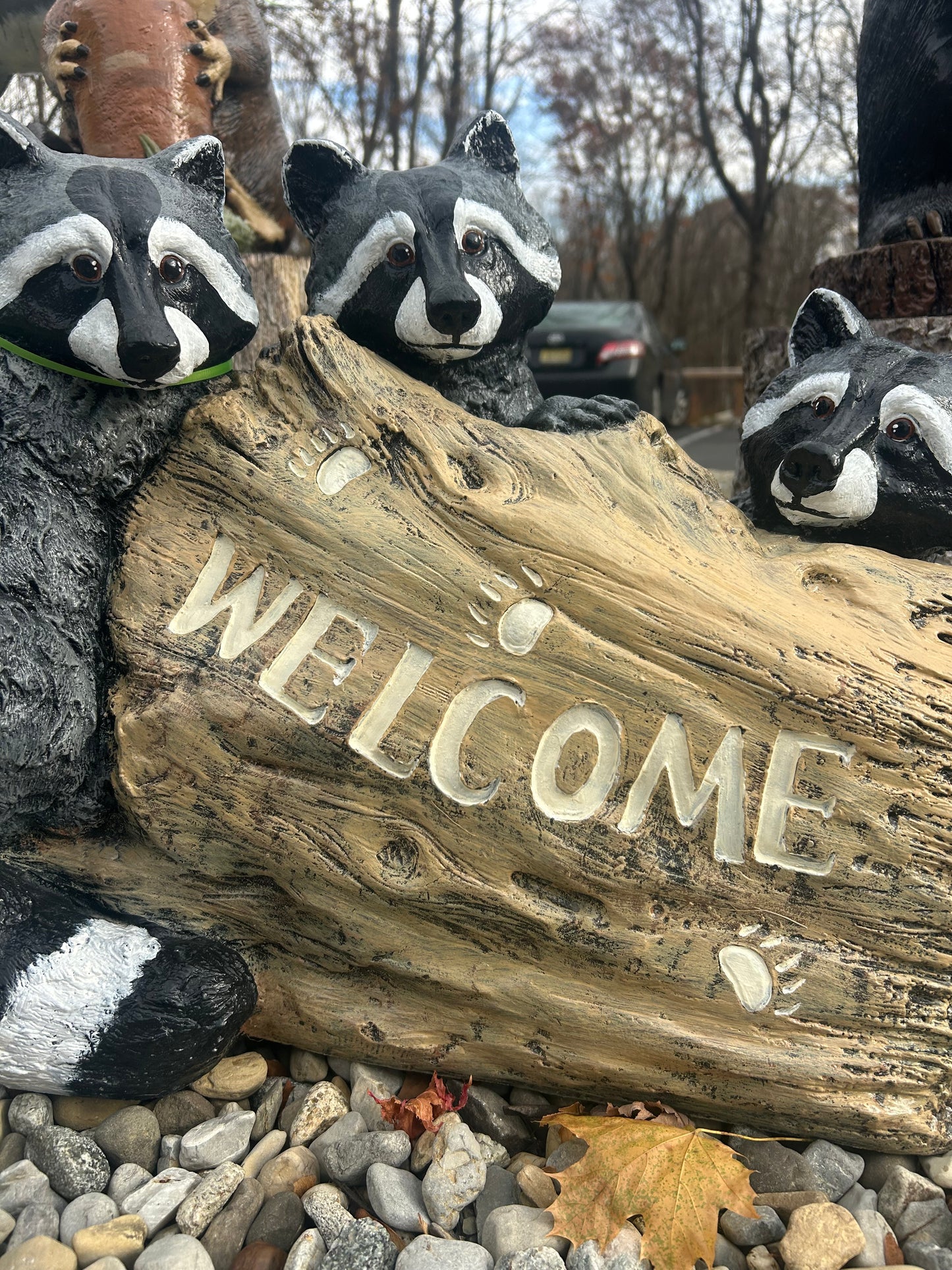 The 3 Raccoon’s Welcome Statue