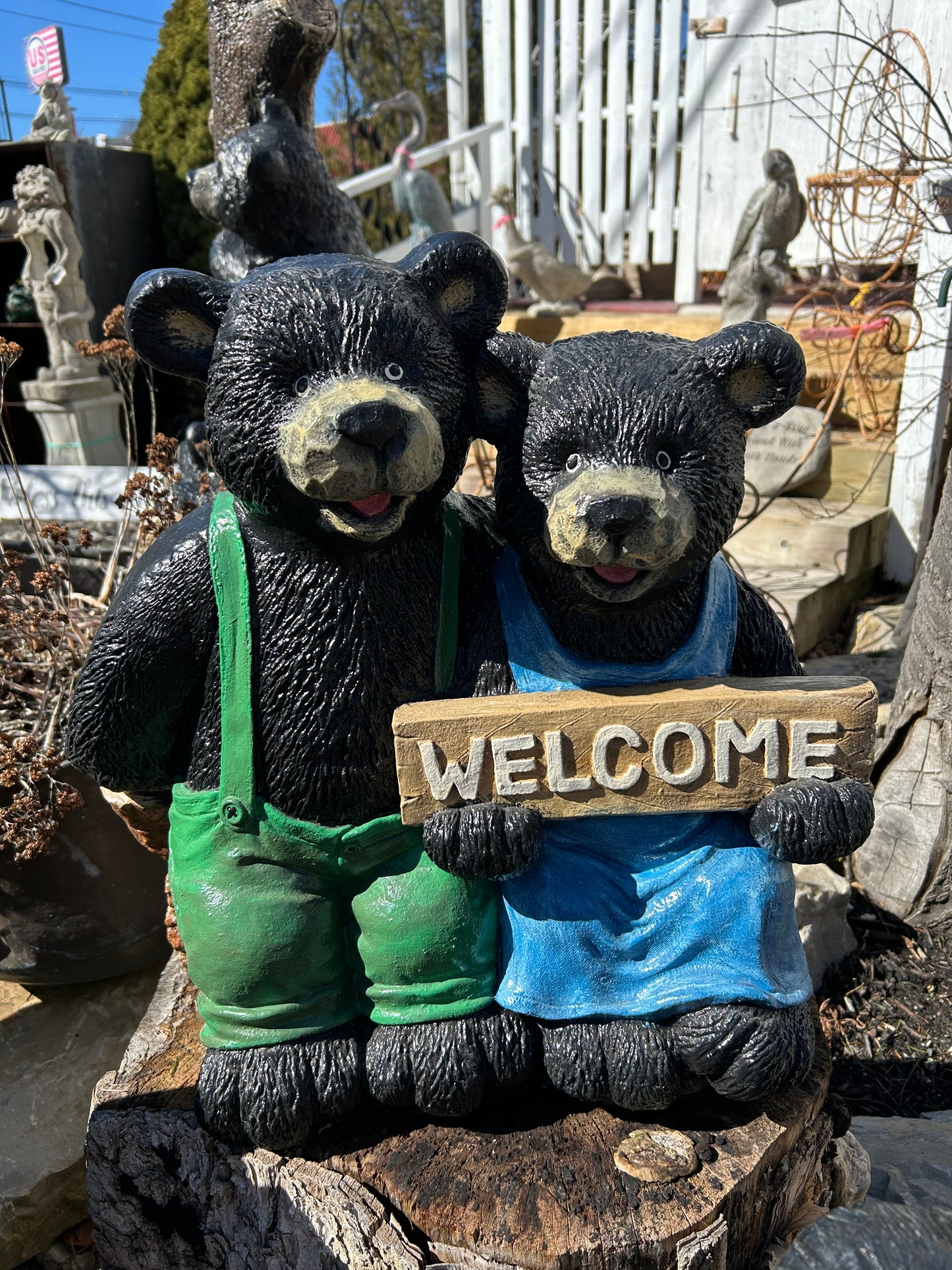 Mom & Pop Welcome Bears