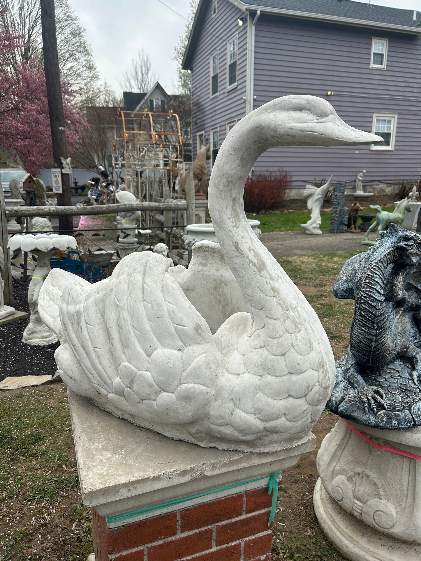 Large Swan Planter