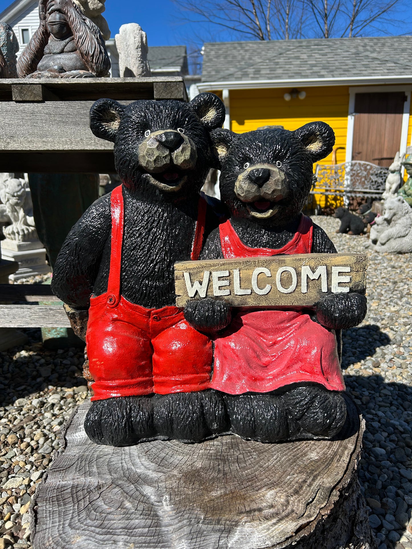 Mom & Pop Welcome Bears