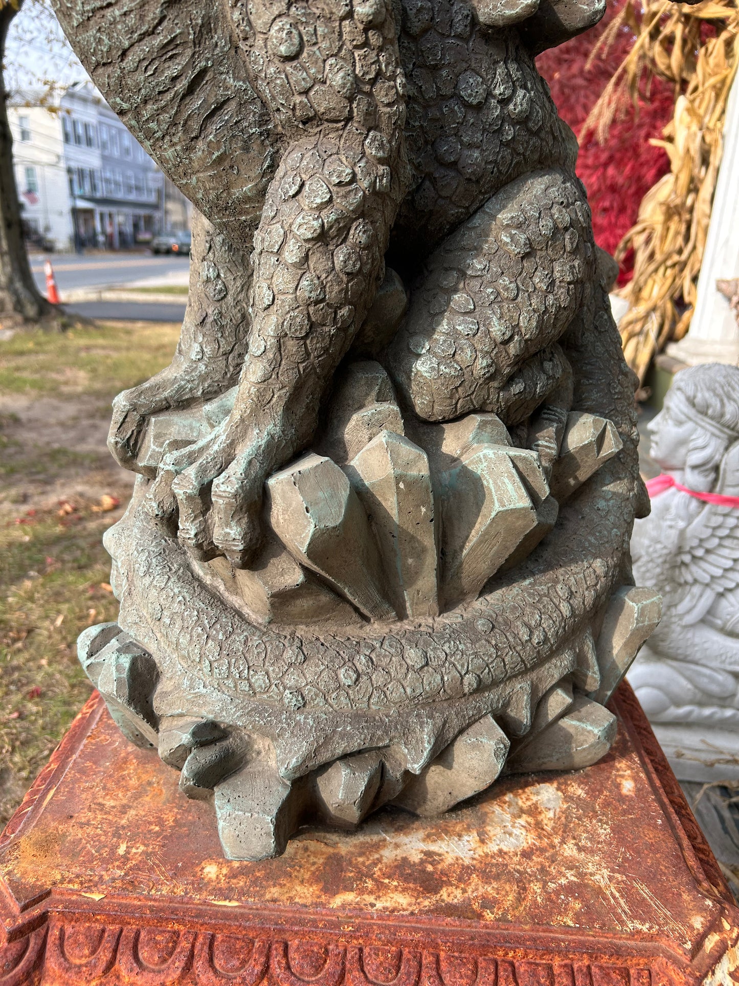 Large Sitting Dragon