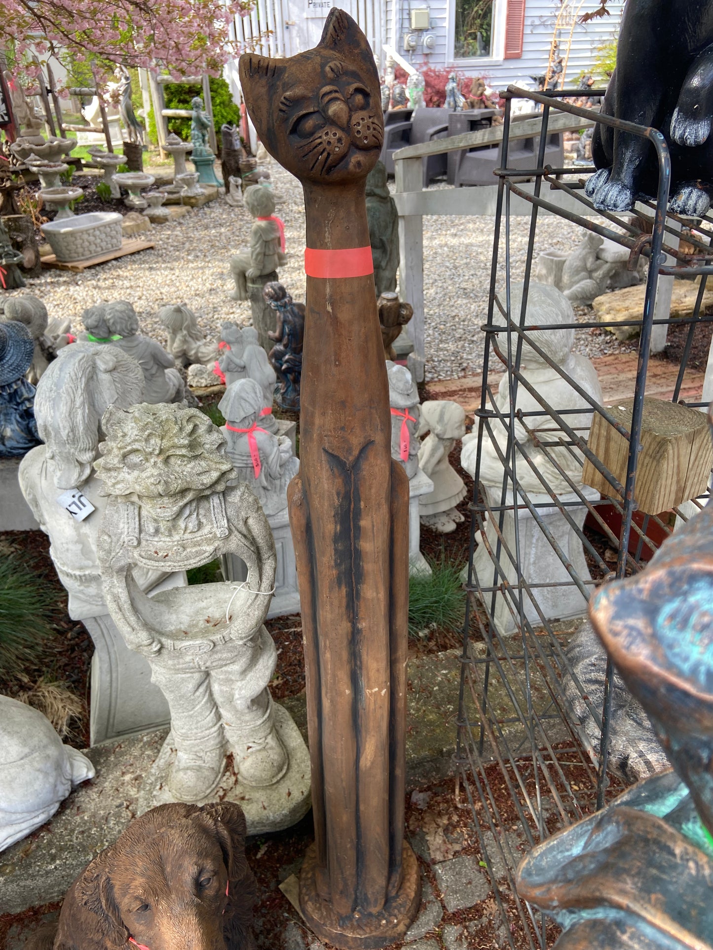 Alley Cat Statue