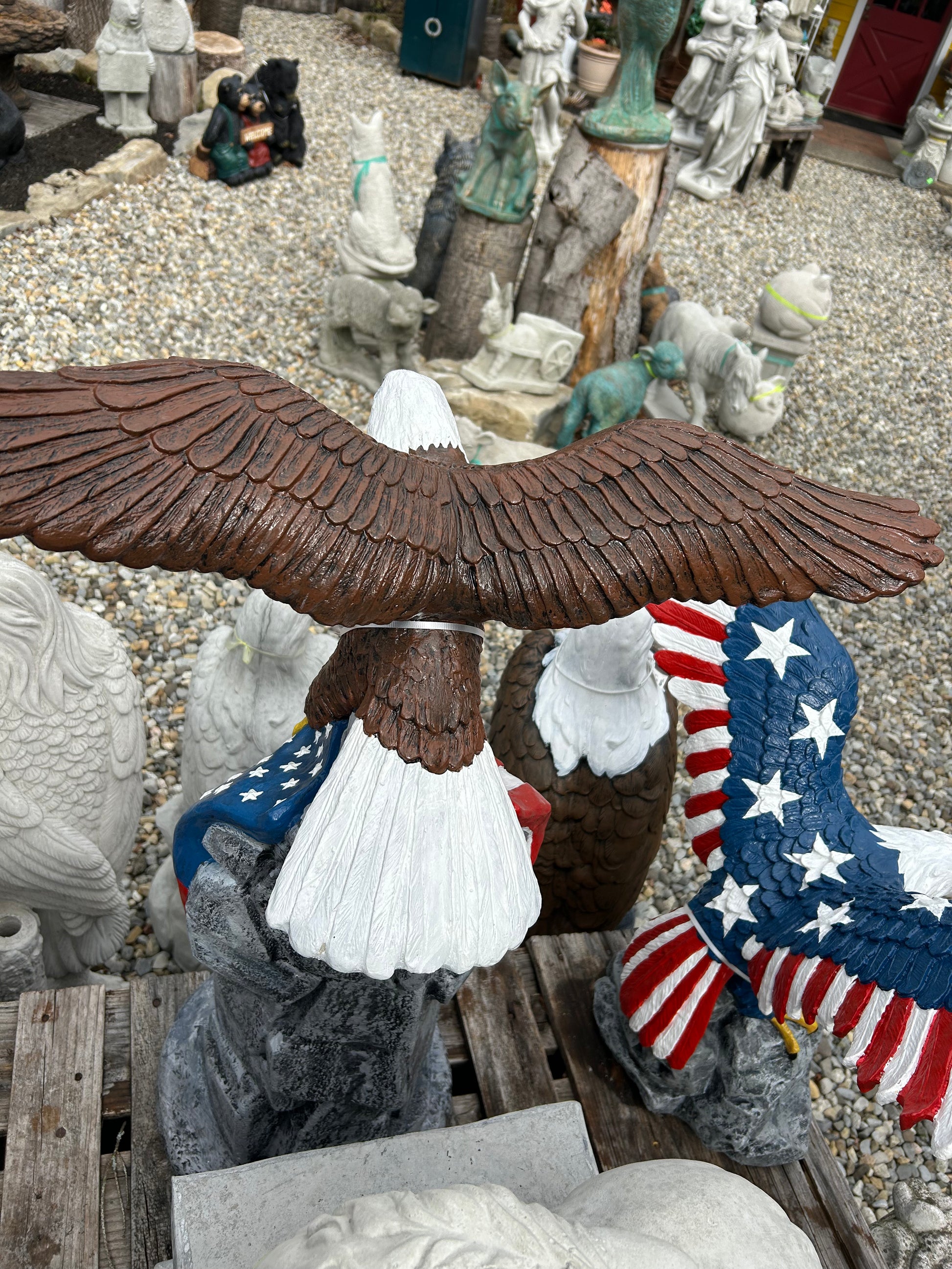 Eagle w/ Flag and Battle Cross – Ziegler's Statuary Eagle w/ Flag and Battle Cross – Ziegler's Statuary
