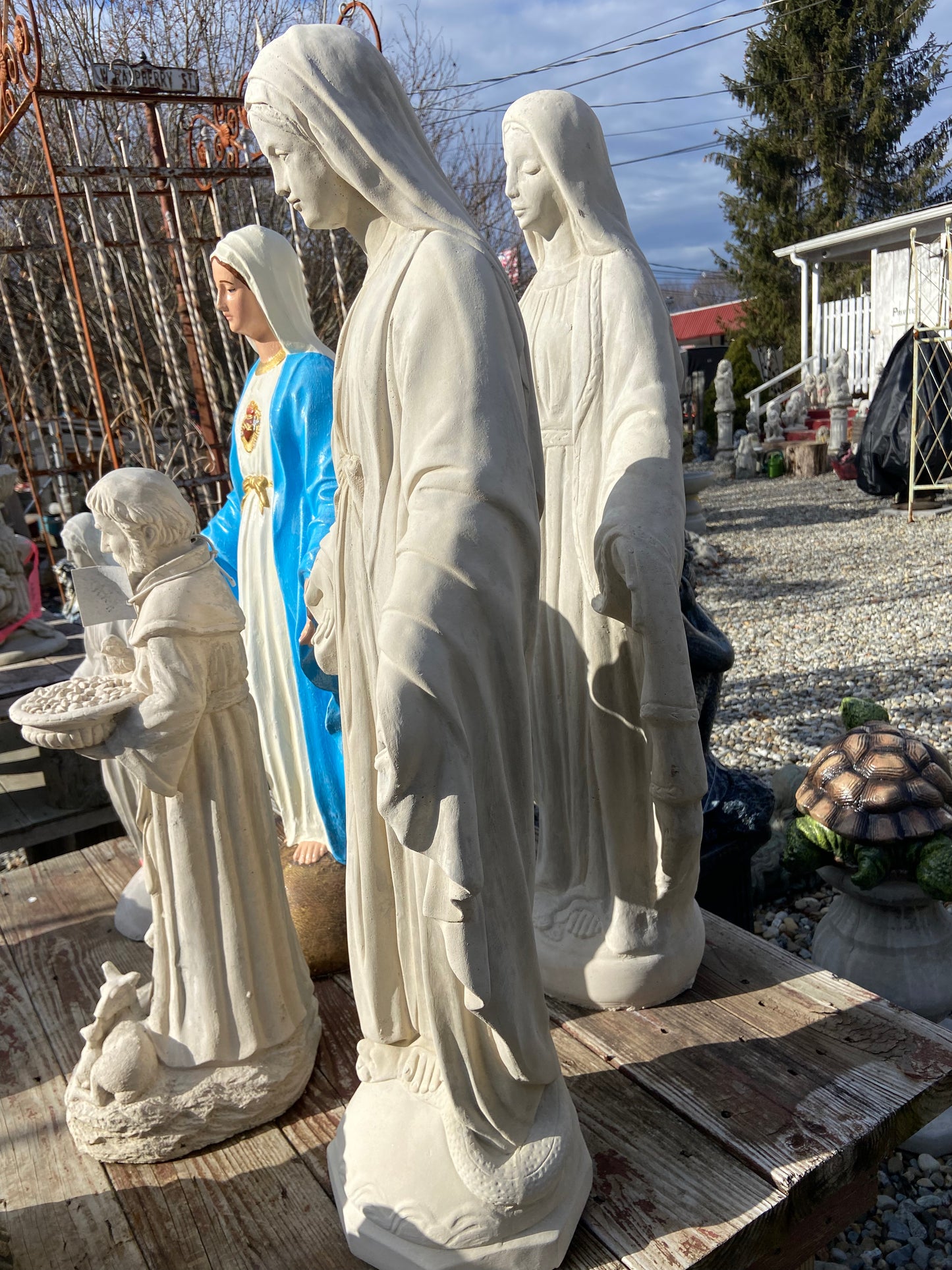 Large Madonna Unpainted