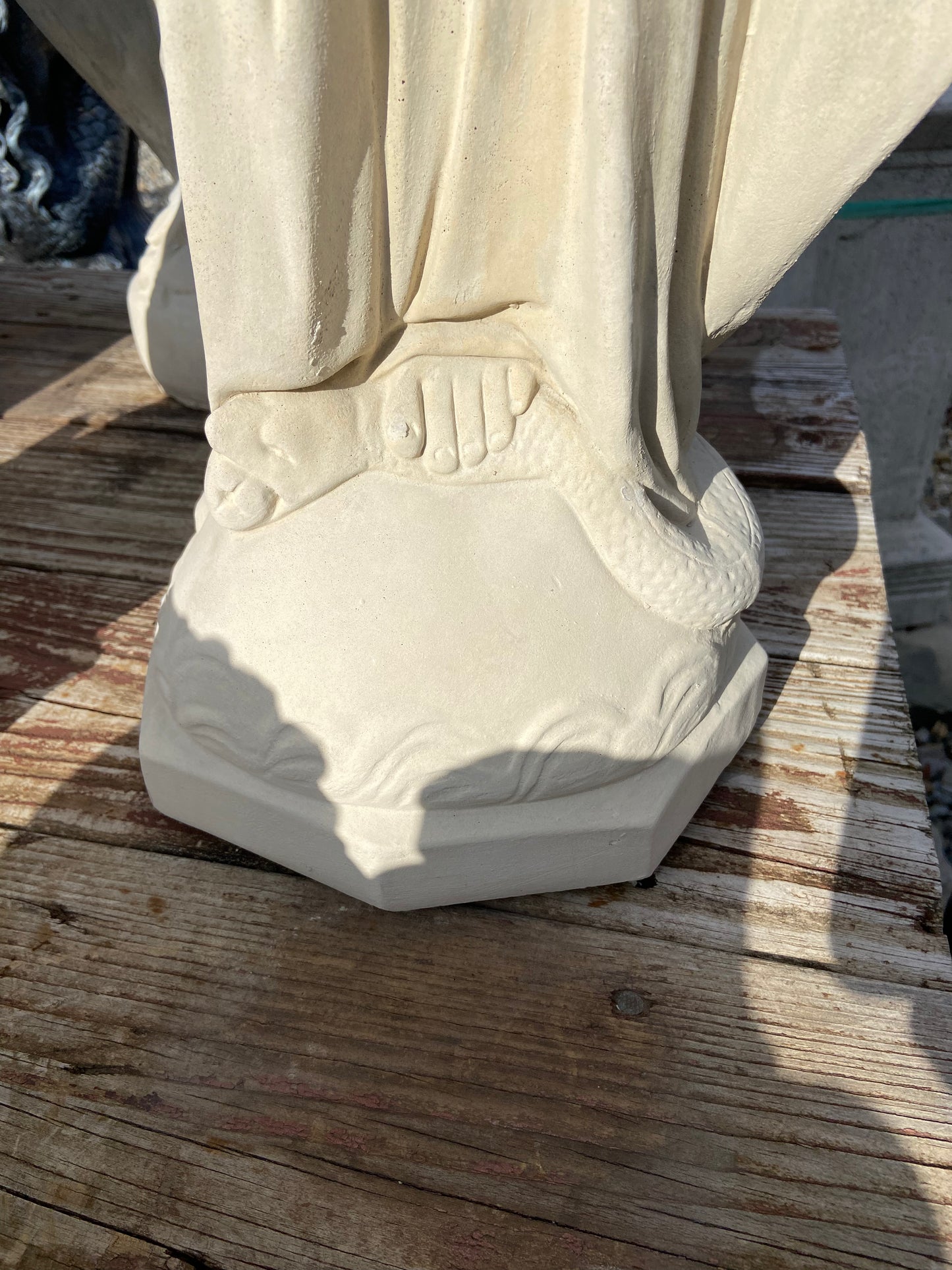 Large Madonna Unpainted