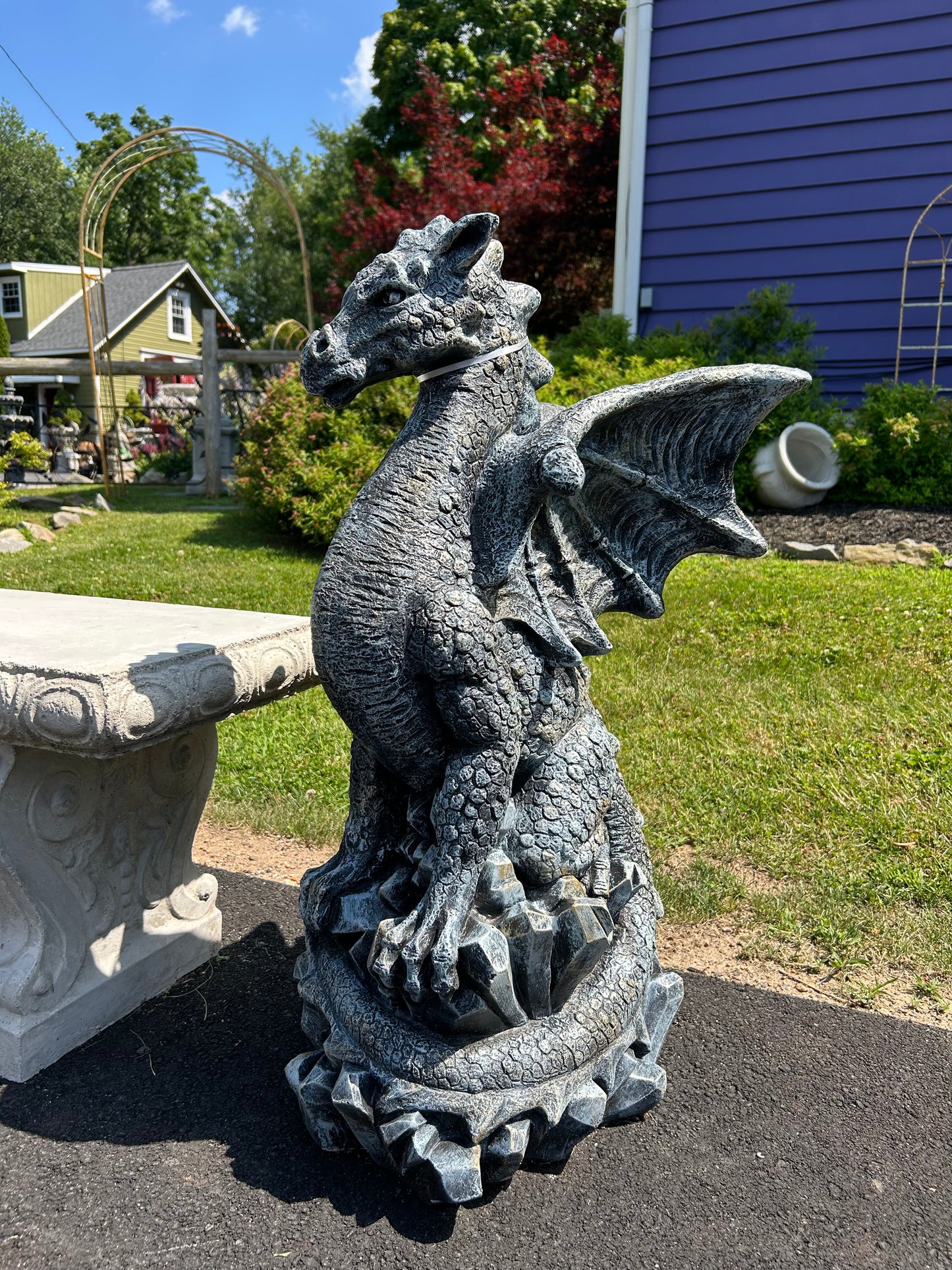 Large Sitting Dragon