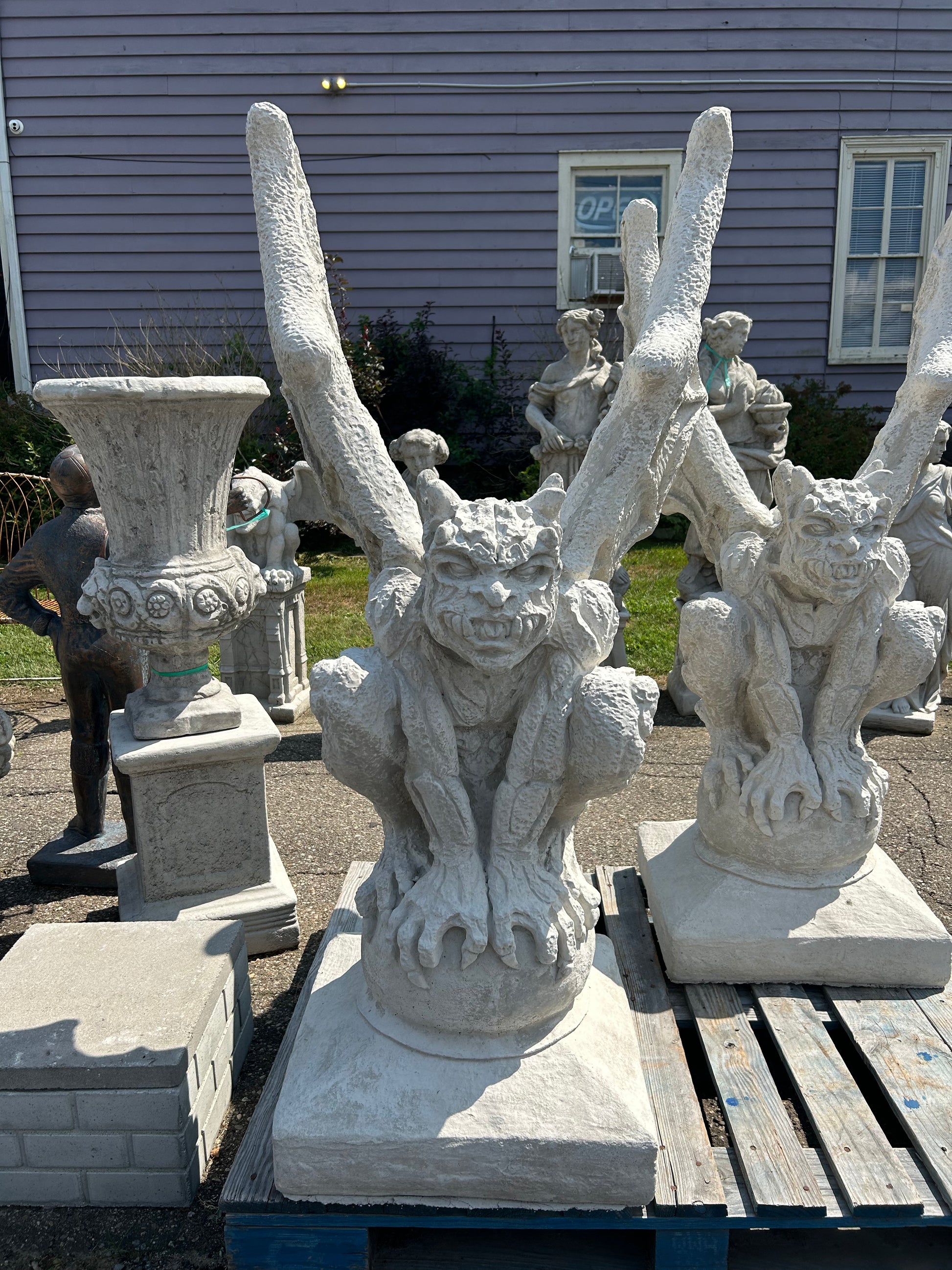 54” Large Gargoyle Statue – Ziegler's Statuary