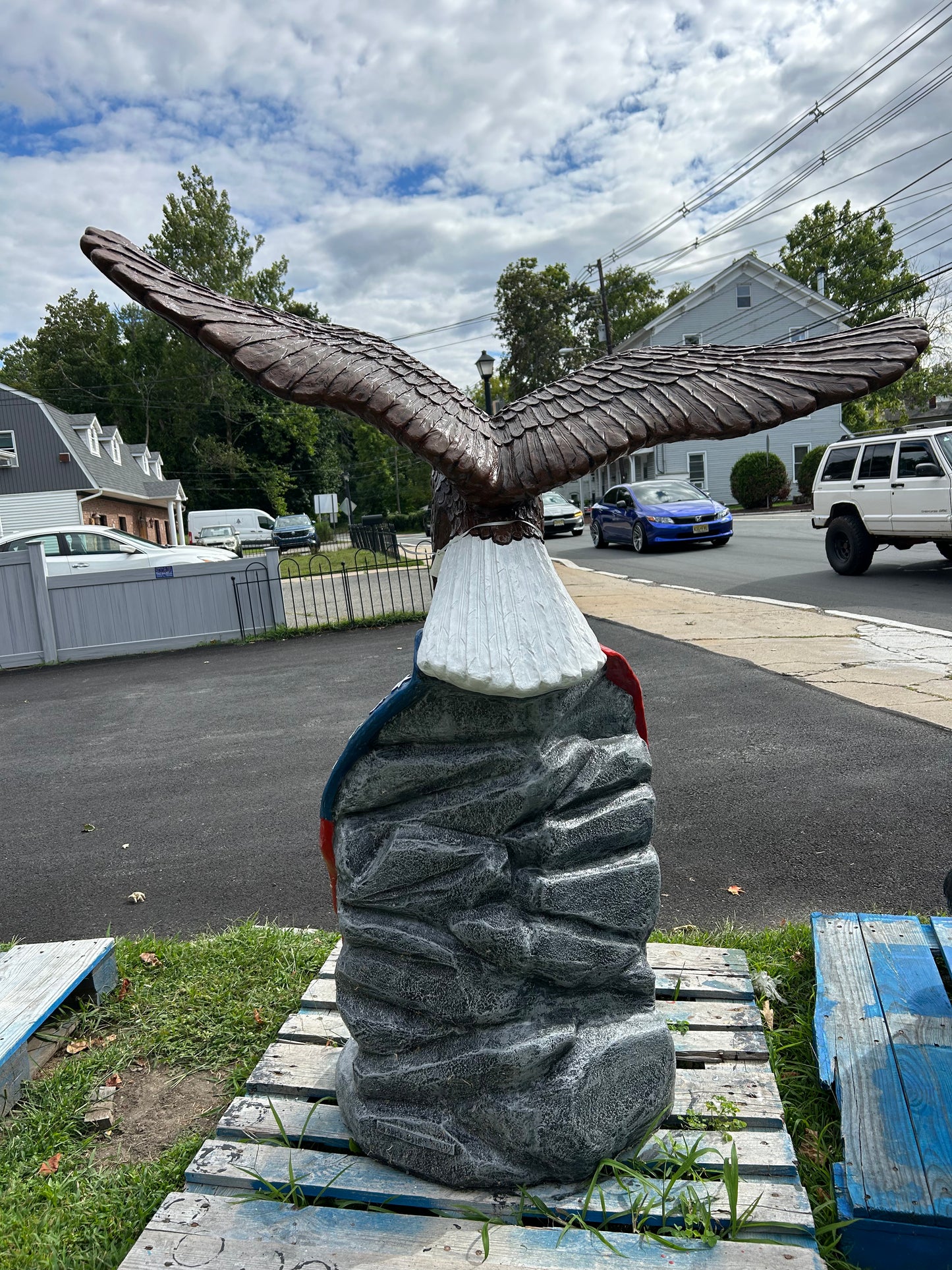 X-Lrg Eagle with Flag and Battle Cross