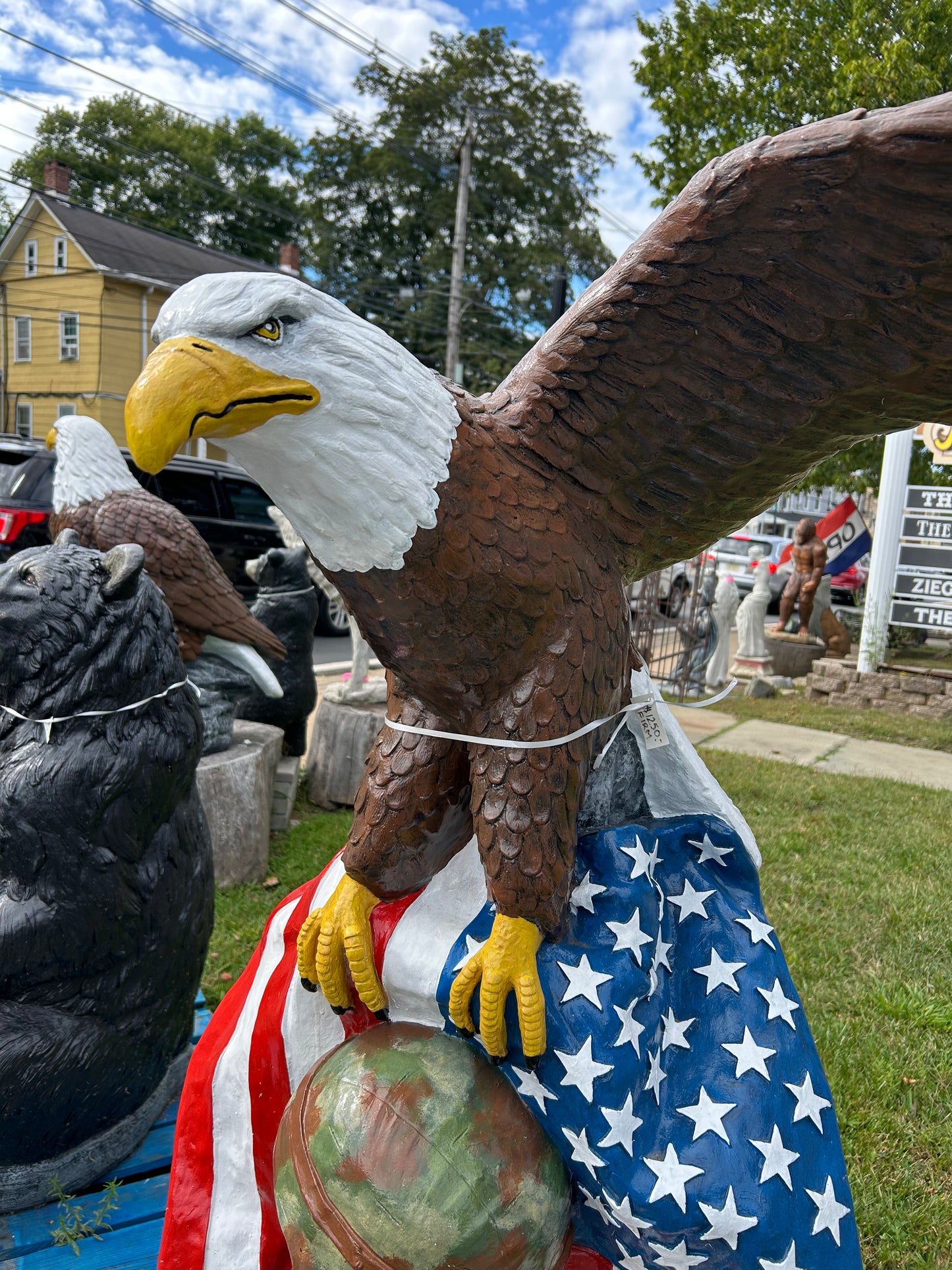 X-Lrg Eagle with Flag and Battle Cross