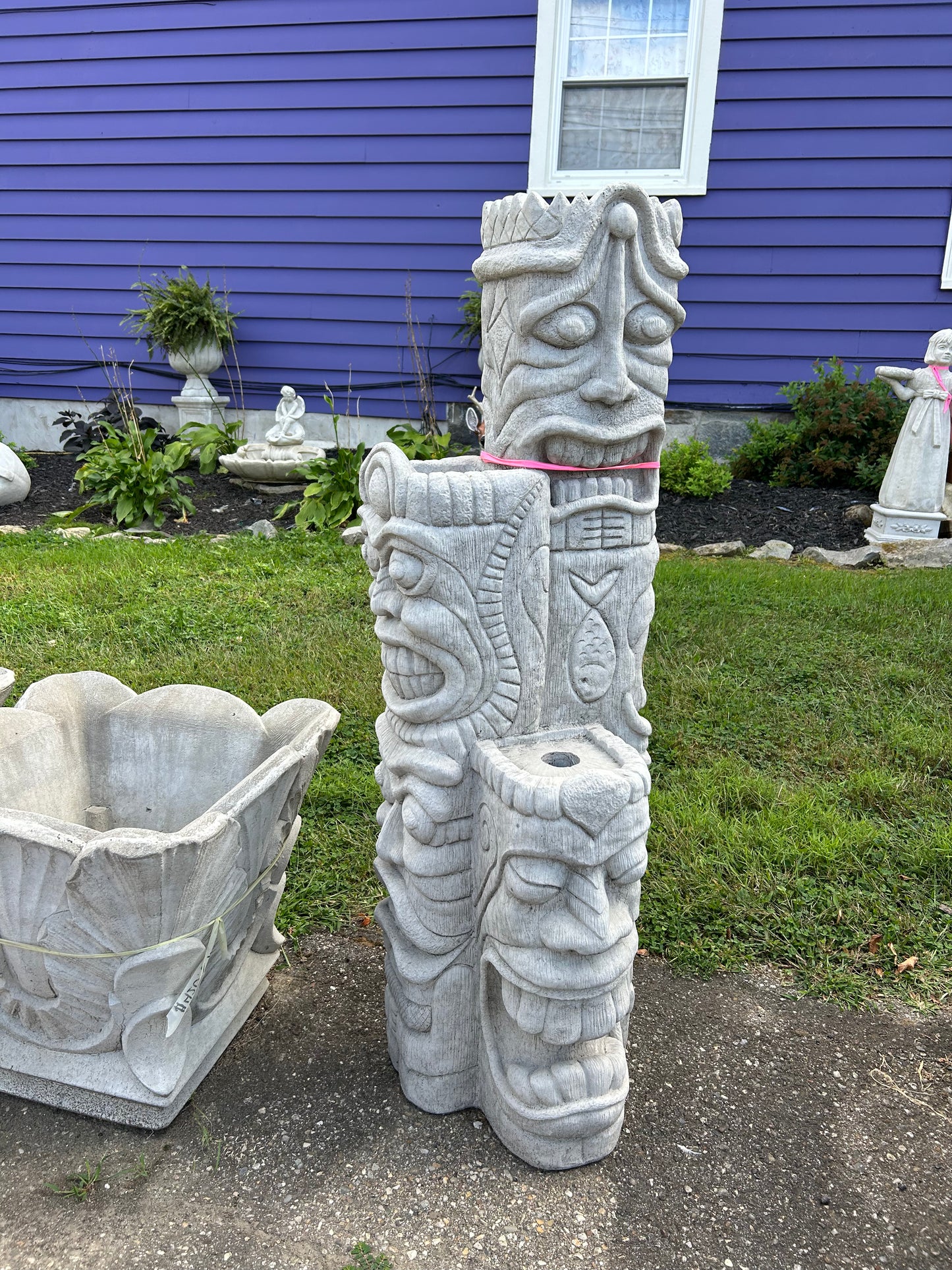 Tri-Tiki