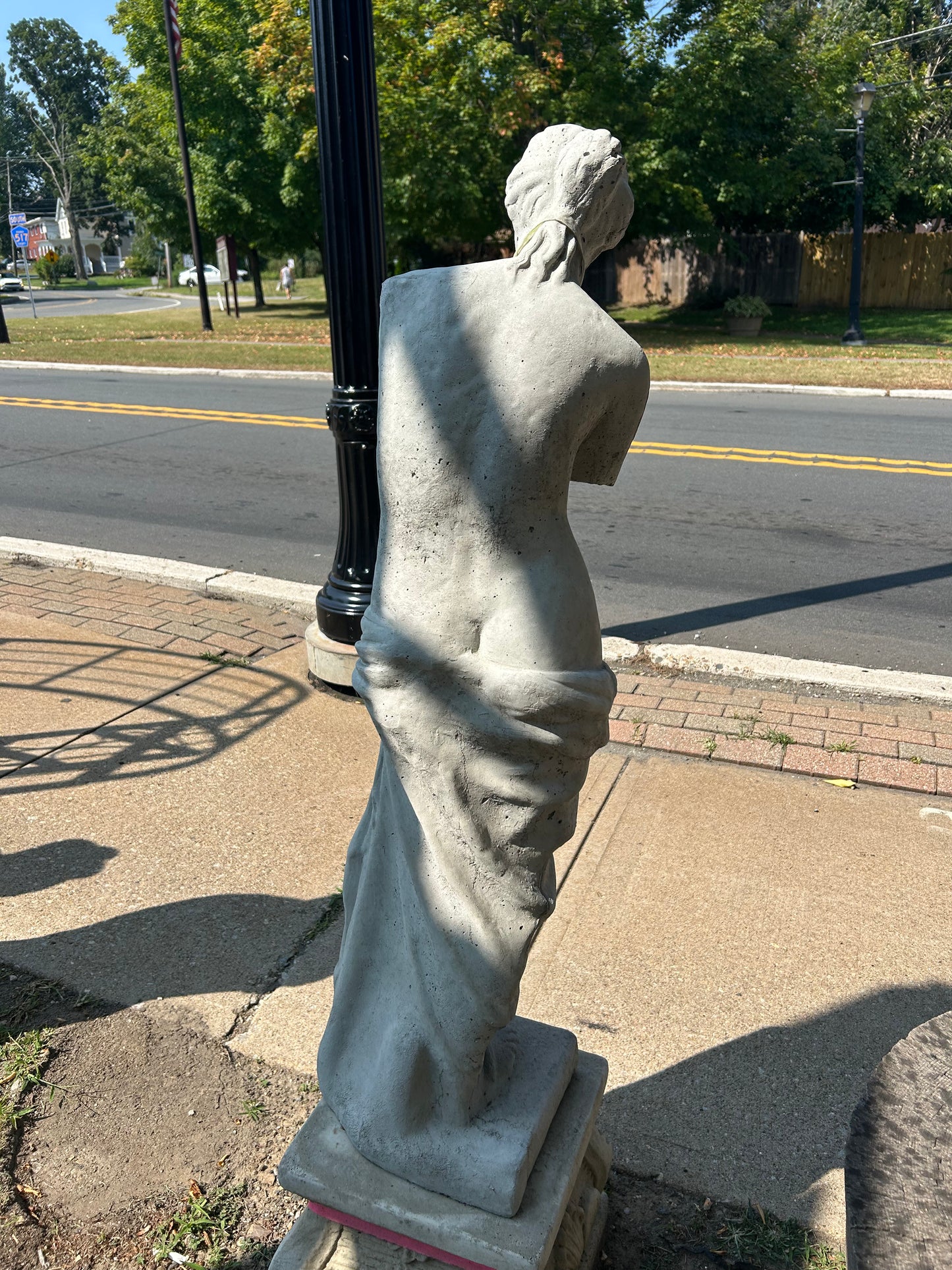 Large Venus Concrete Statue