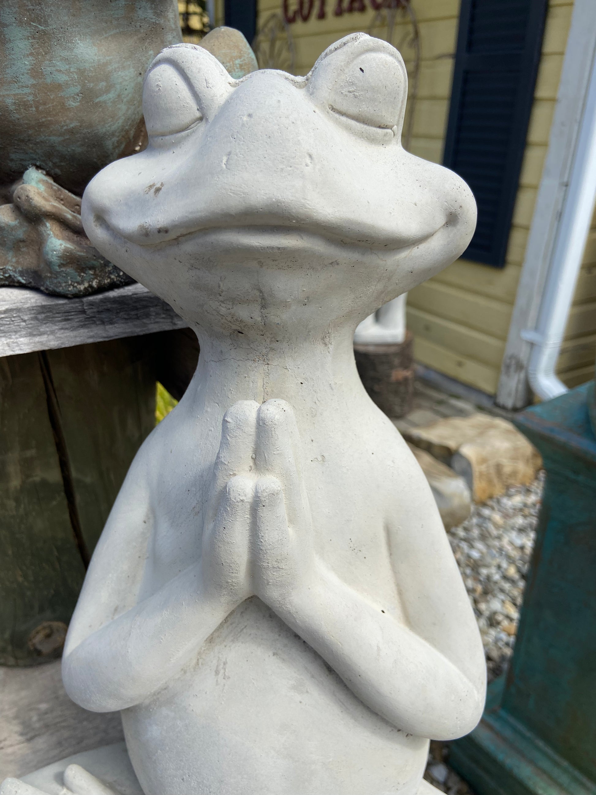 Large Zen Frog – Ziegler's Statuary