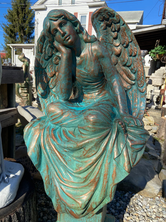 Large Sitting Angel