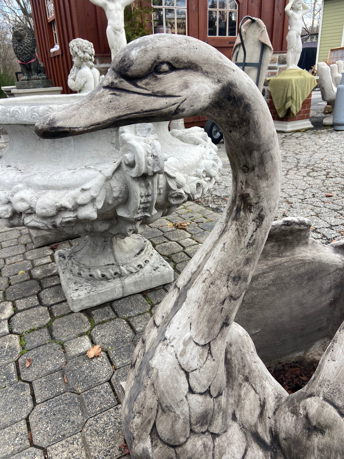 Large Swan Planter